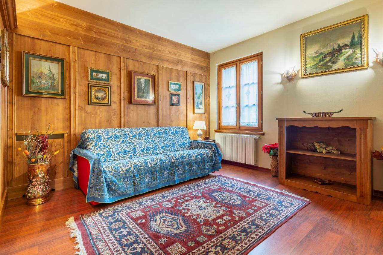 Villa S. Francesco - Stayincortina Cortina d'Ampezzo Buitenkant foto