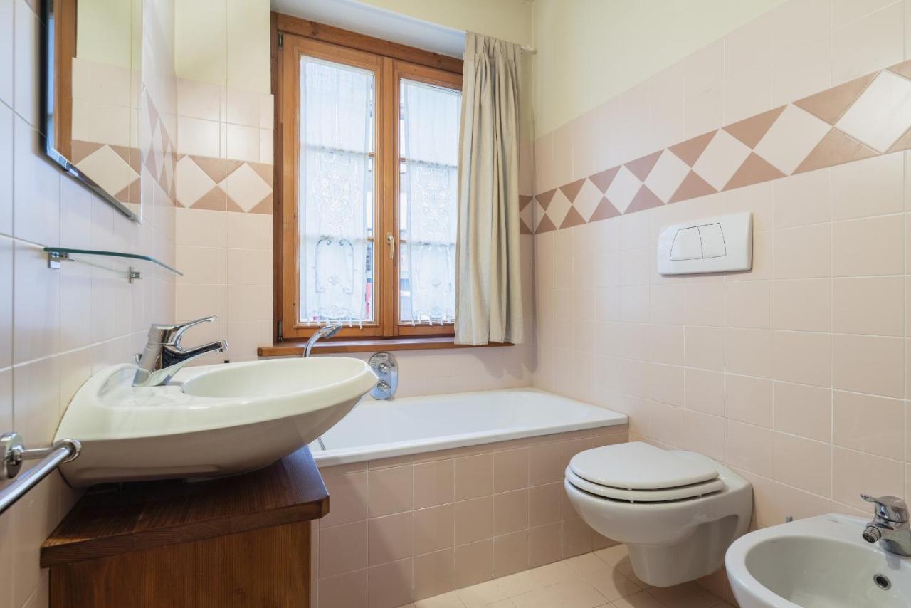 Villa S. Francesco - Stayincortina Cortina d'Ampezzo Buitenkant foto