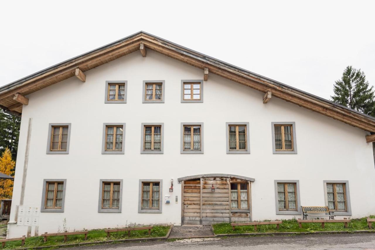 Villa S. Francesco - Stayincortina Cortina d'Ampezzo Buitenkant foto